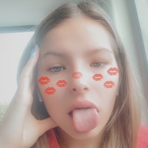 Meet your Posher, Laurence